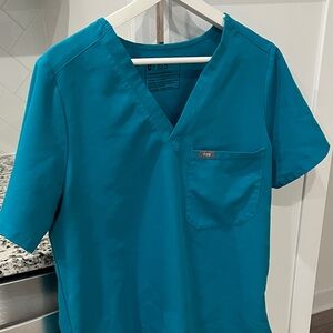 Figs Limited Edition “Teal” Catarina Scrub Top Size L